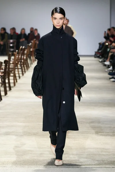 Look 19